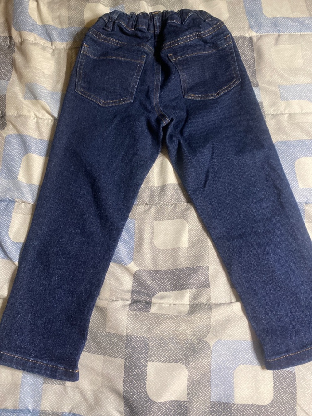 Blue jeans - Picture 2 of 2